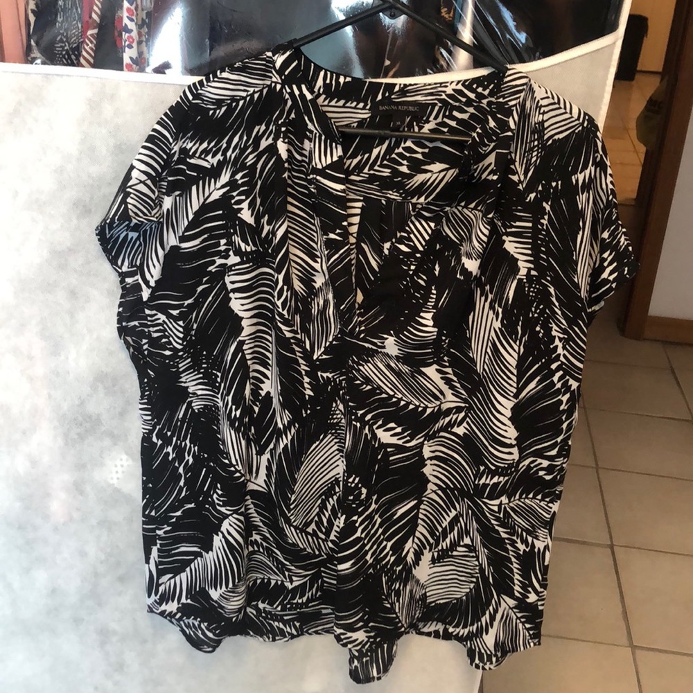 Banana republic XL sleeveless top